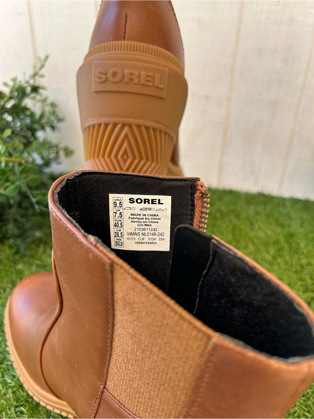 SOREL women 
Ona Ave'' Zip Wedge Booties Color: Velvet Tan, Gum 2 size 9.5 new - Picture 15 of 16